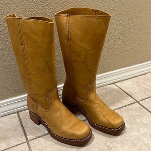 Like New Frye 14L Campus Boots Womens 7.5 M